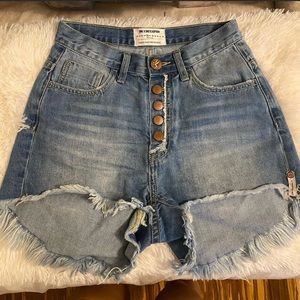 One teaspoon great condition! Super cute fit and high waisted